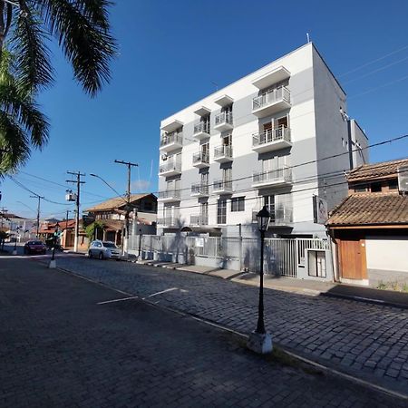 Agito E Sossego Na Rua Mais Charmosa De Ubatuba Pelo Google Экстерьер фото