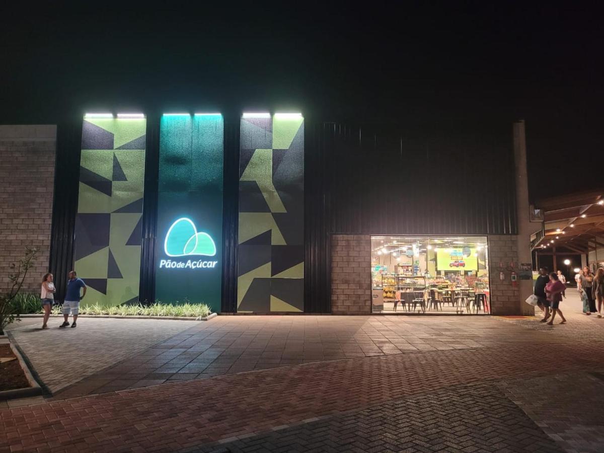 Agito E Sossego Na Rua Mais Charmosa De Ubatuba Pelo Google Экстерьер фото